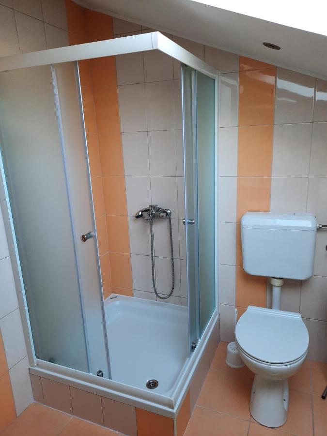 Apartman Martina Palit Exterior foto